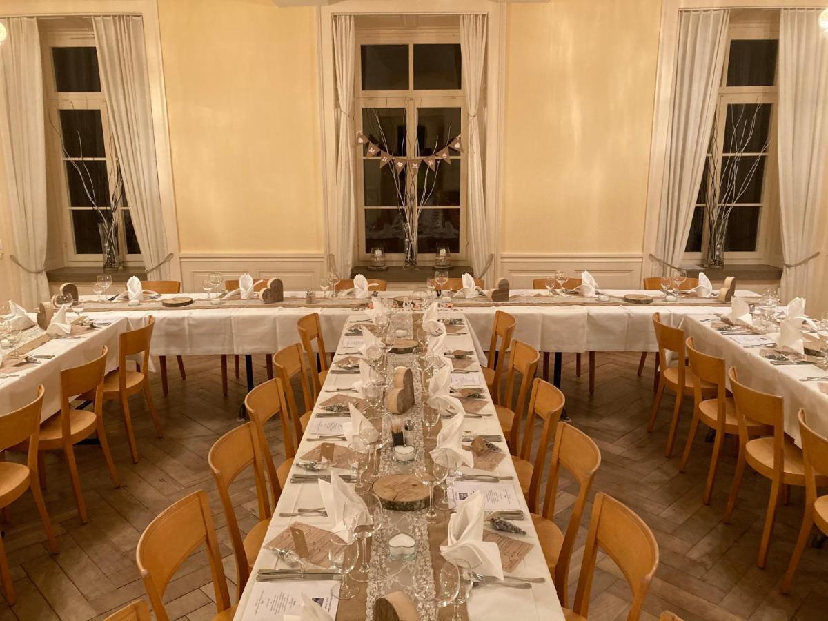 Hotel Restaurant Raben Linthal Buitenkant foto