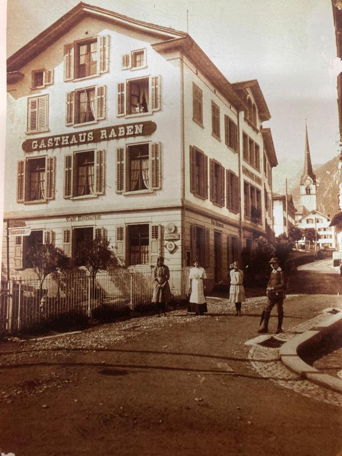 Hotel Restaurant Raben Linthal Buitenkant foto